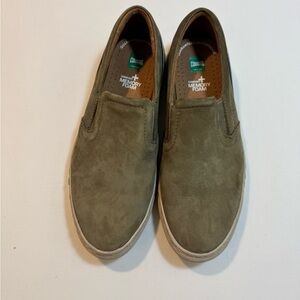 Cougar Olive Green Slip-On Suede Waterproof Shoes Women 7 7M‎ Skater Streatwear